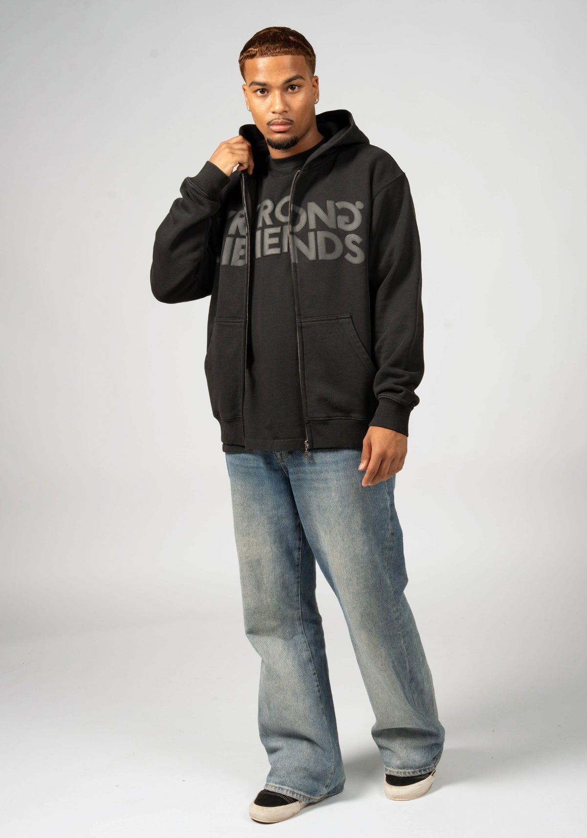 WRONG FRIENDS PORI ZIPPED HOODIE HOODIES BLACK
