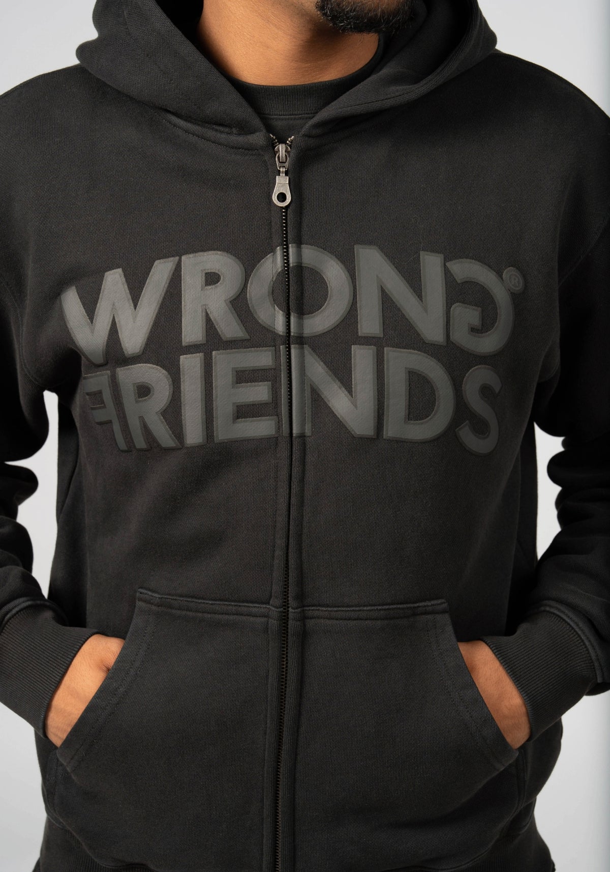 WRONG FRIENDS PORI ZIPPED HOODIE HOODIES BLACK