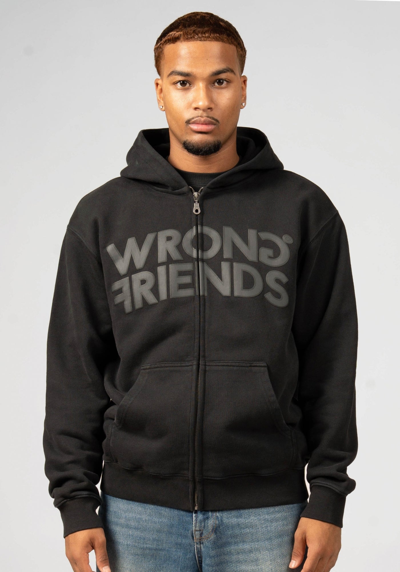 WRONG FRIENDS PORI ZIPPED HOODIE HOODIES BLACK