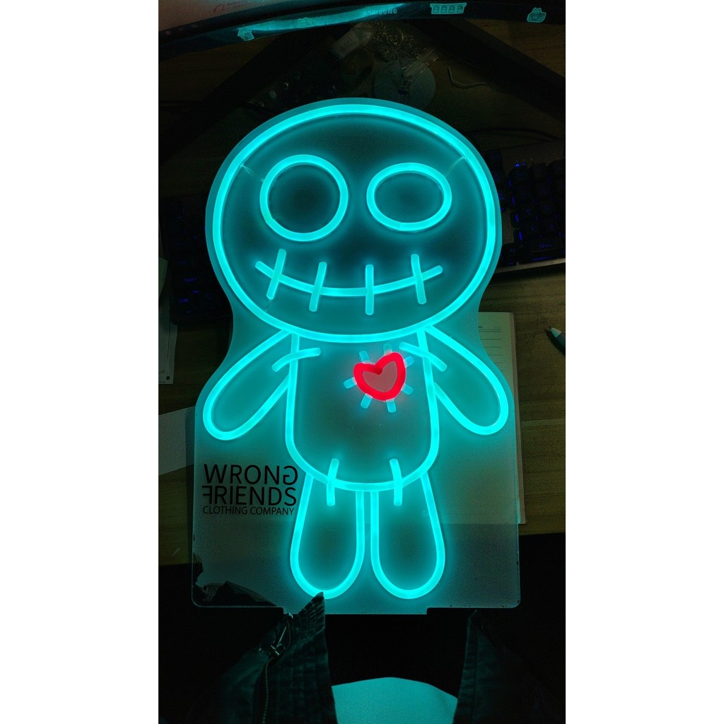 WRONG FRIENDS VOODOO NEON LIGHT POS-materiaal NEON BLUE